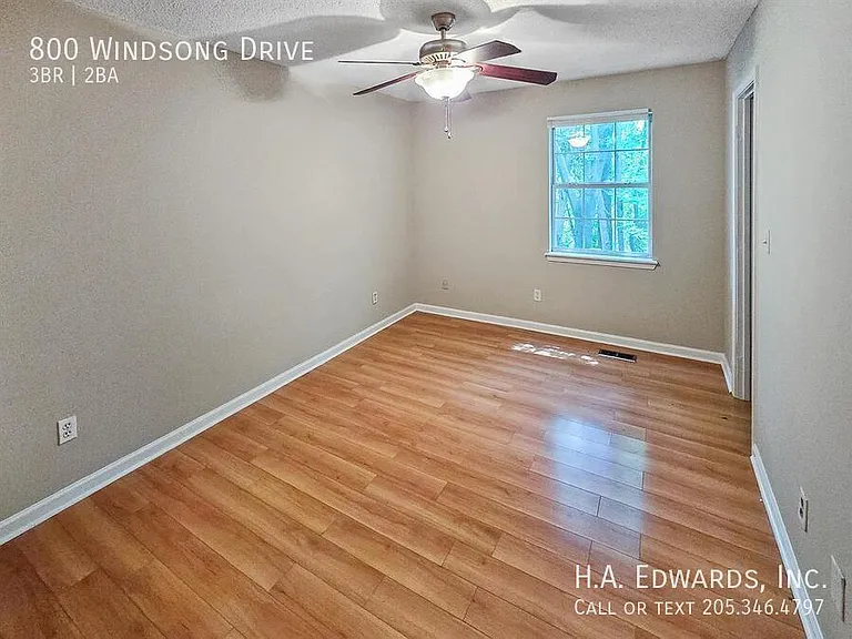 800 Windsong Dr — Photo 7