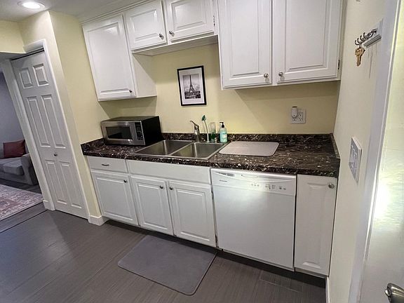 3rd image of 10513 S Godatia Cir E #B