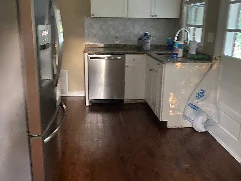 4913 Cumberland St — Photo 15