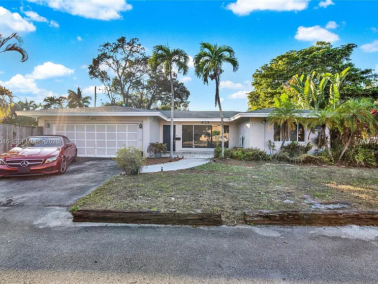 1600 SW 10th St — Photo 58