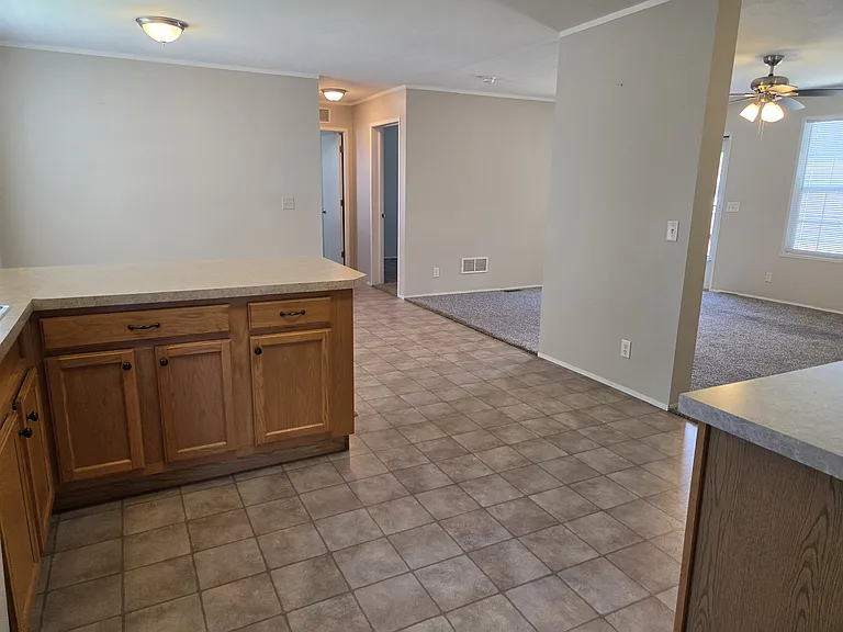 3951 Bentwood Cir W — Photo 21