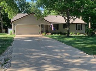 121 Hillgail Rd SW, Pataskala, OH 43062