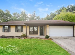 4108 Eagle Lake Dr, Indianapolis, IN