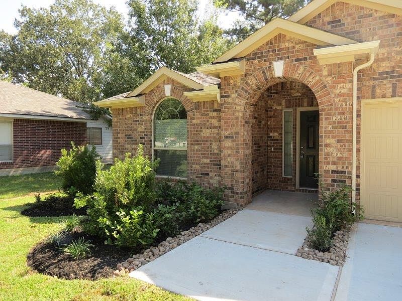 1st image of 410 Paradise Ln