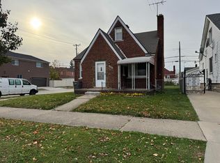 6801 Coleman St, Dearborn, MI 48126