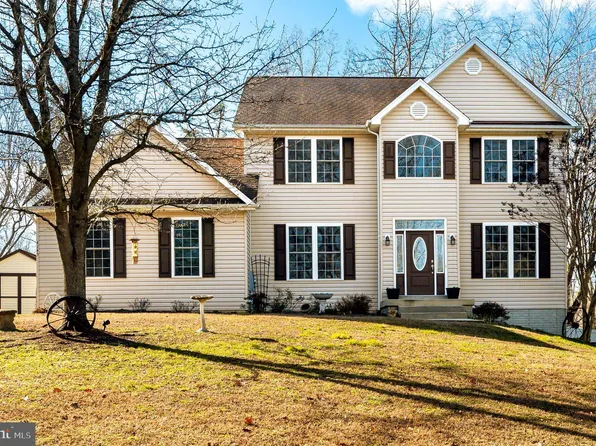 4145 Sparkleberry Ct, Prince Frederick, MD 20678