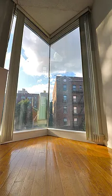 Rented by Tolmas Corporation | media 18