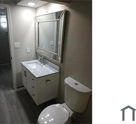 2431 E Tracy Ln #2 — Photo 24