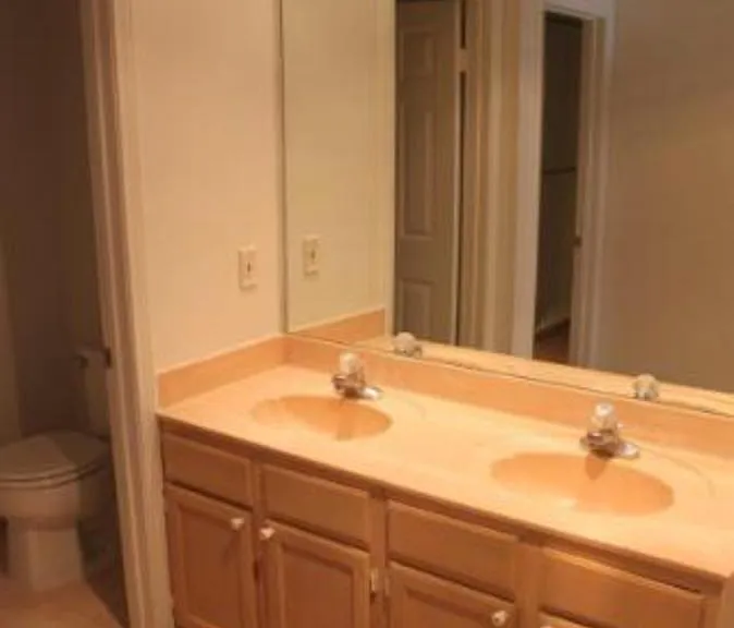 1131 Campbell St #211 — Photo 8