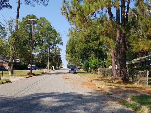 5th image of 206 Cordova Dr