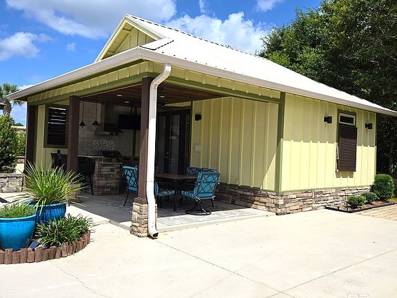 3rd image of 464 Portofino Loop #35