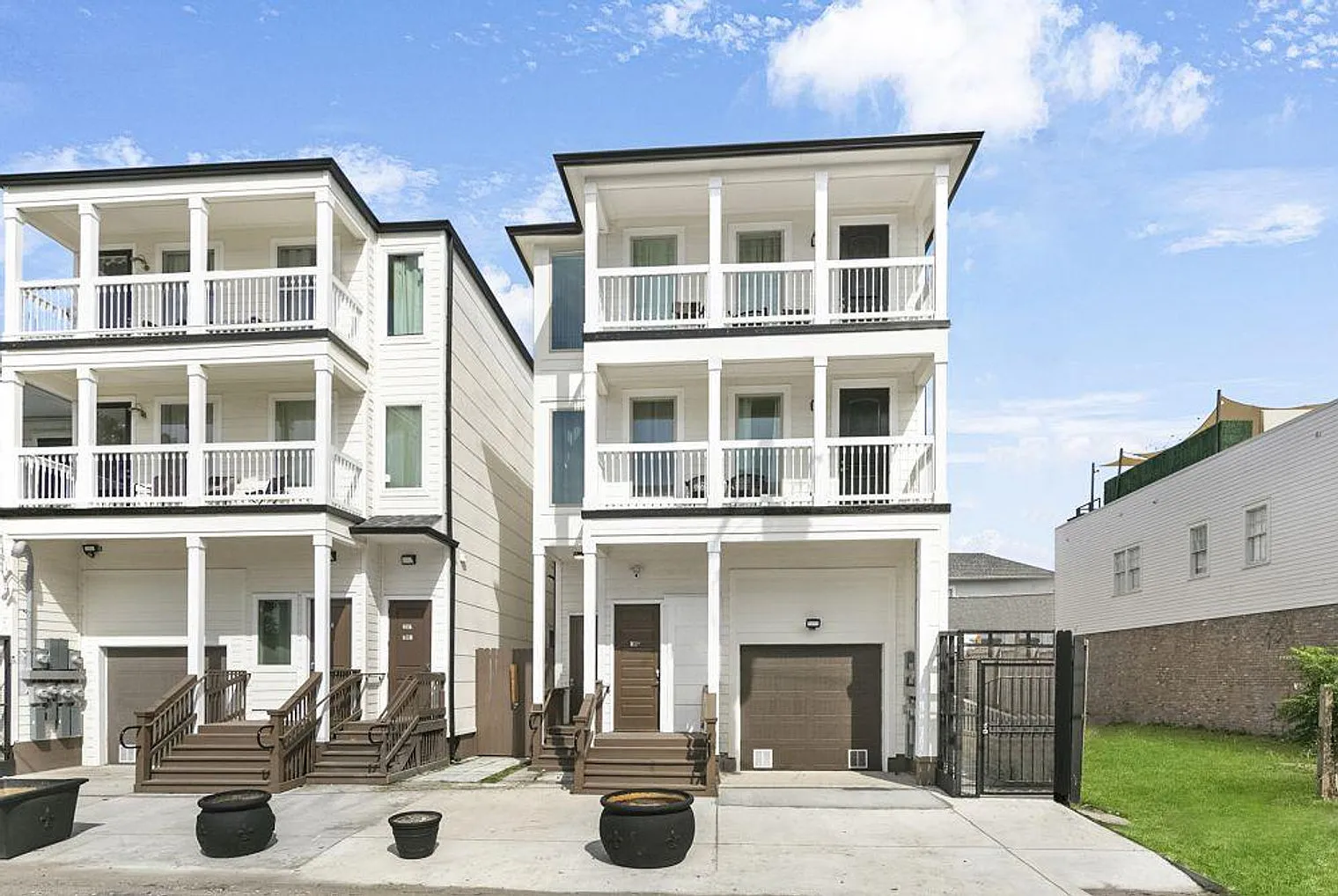 3 bed, 2.0 bath, 1399 sqft, $4,470 — Photo 2