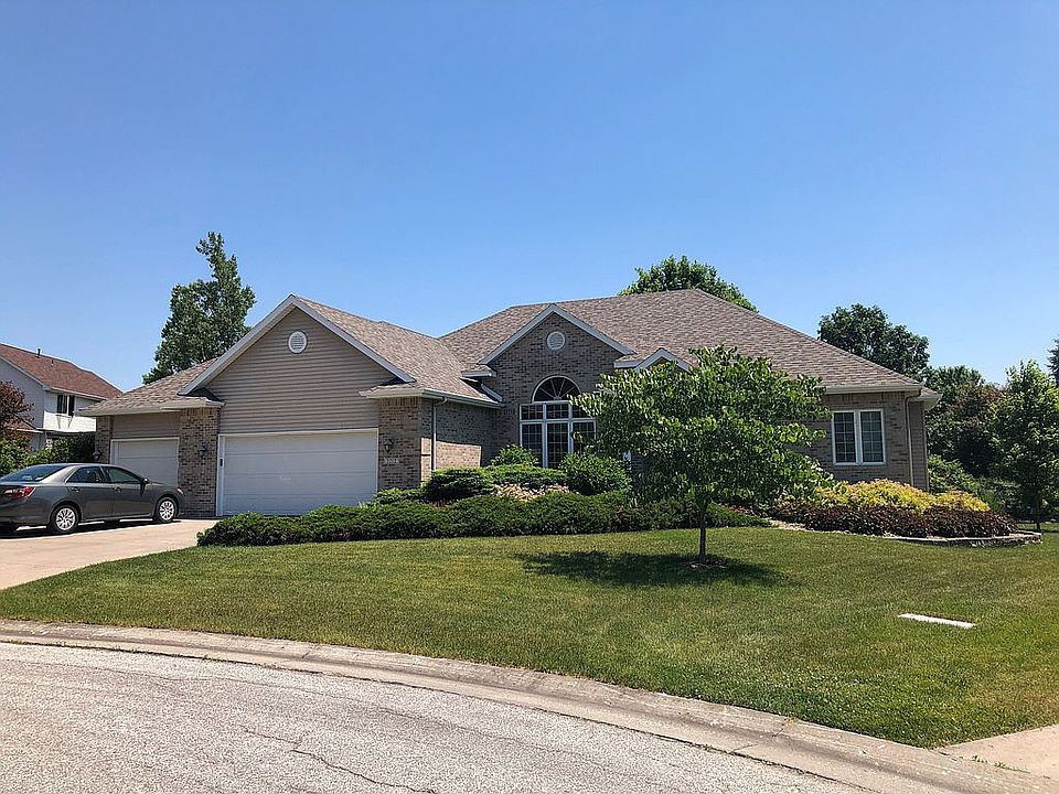 2nd image of 3212 Sumac Cir