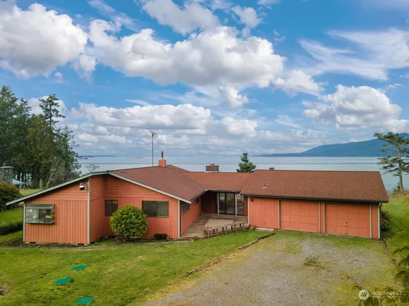 4897 Mercer Road, Bow, WA 98232