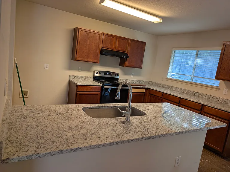 New Countertops and Fixtures