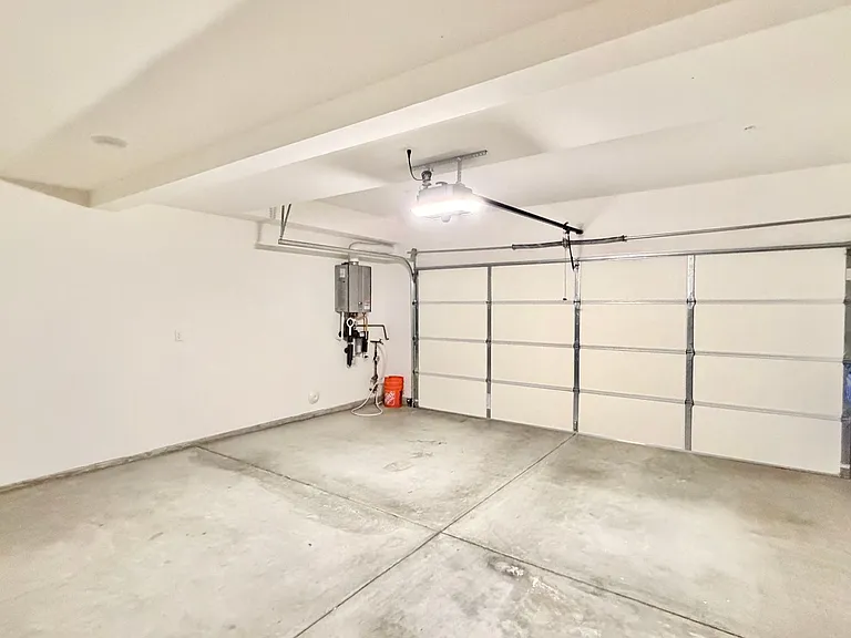 320 Citrine Trl — Photo 25