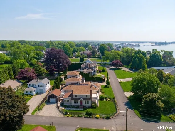 9 First Avenue, Branford, CT 06405