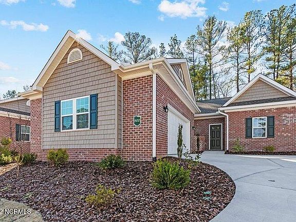 3rd image of 800 Lighthorse Cir