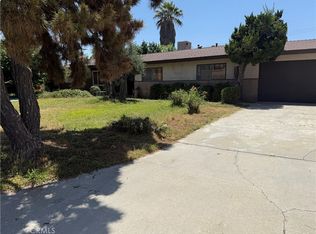 5874 Olive Ave, Rialto, CA 92377
