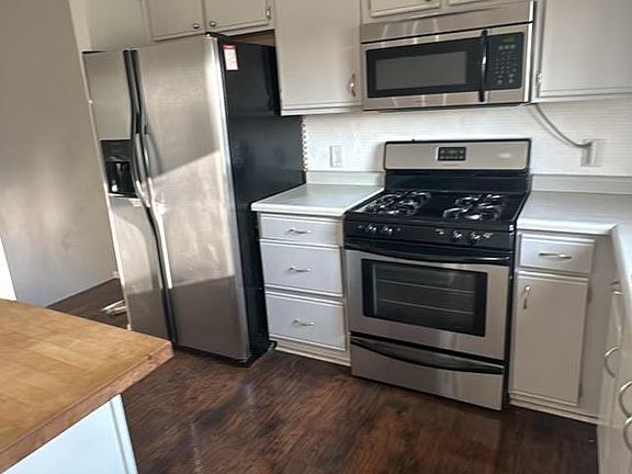 5th image of 14414 Canyon Dr