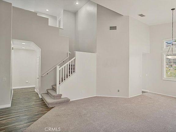 3rd image of 30415 Terracina Pl