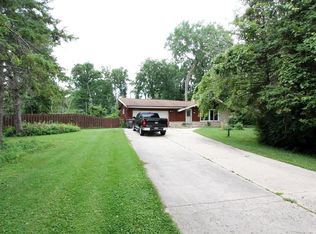 5311 S Honey Creek DRIVE, Greenfield, WI 53221