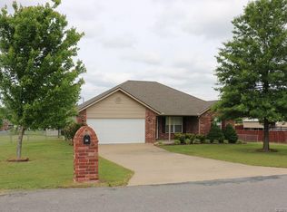 204 W Clay Rd, Tahlequah, OK 74464