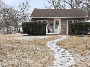 3851 Lawnwoods Dr, Des Moines, IA 50310