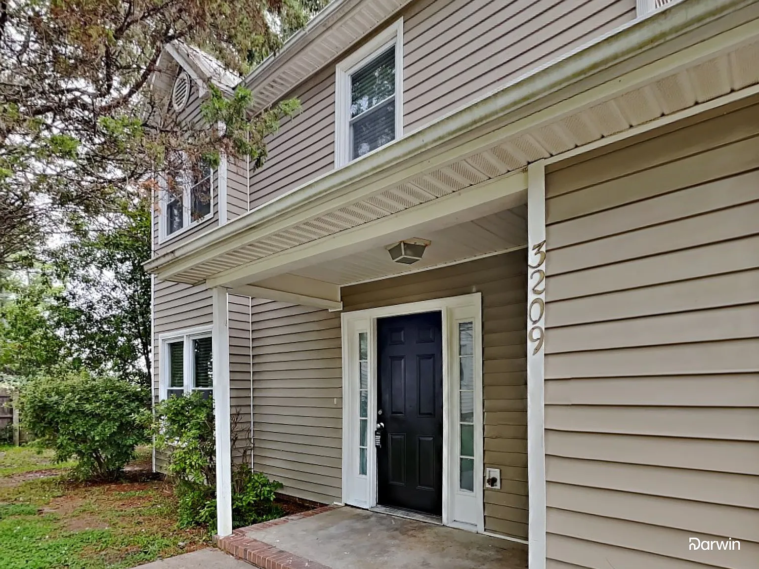 4 bed, 2.5 bath, 1562 sqft, $2,060 — Photo 2