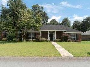 10485 Patrick Ave, Grand Bay, AL 36541