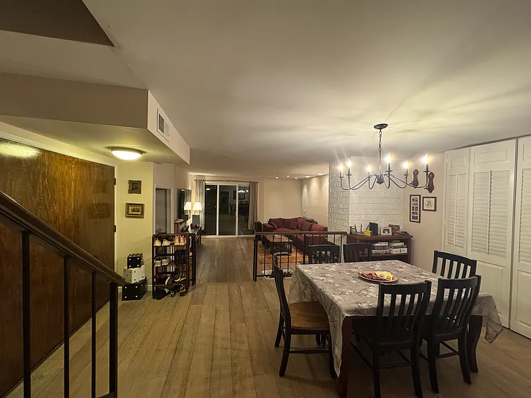 1623 Greenfield Ave #4 — Photo 10