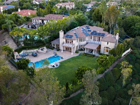 2384 Tubbs Dr, Tustin, CA 92782