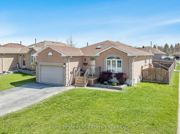 57 Wessenger Dr, Barrie, ON L4N 8P8