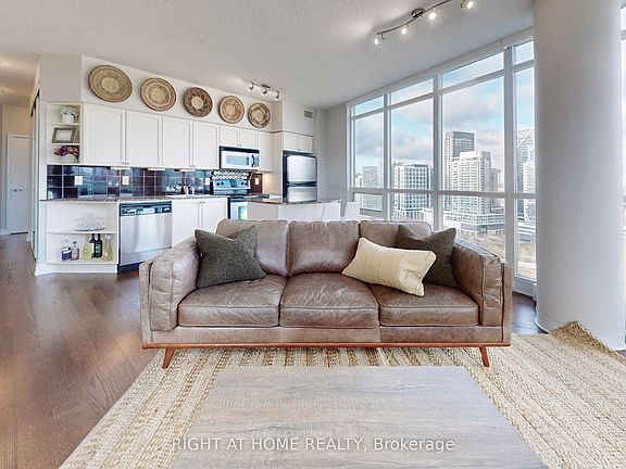3rd image of 231 Fort York Blvd #2309