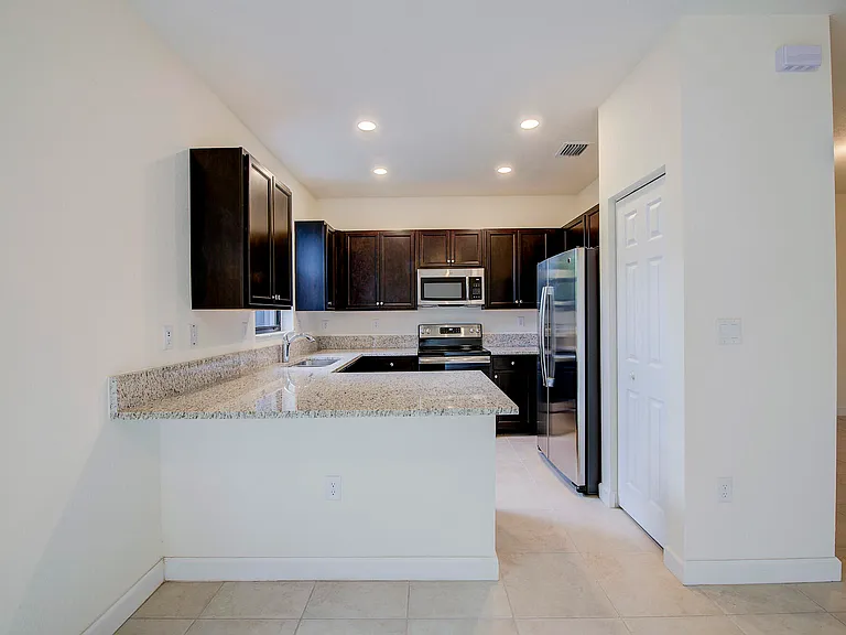 6574 S Anise Ct — Photo 3