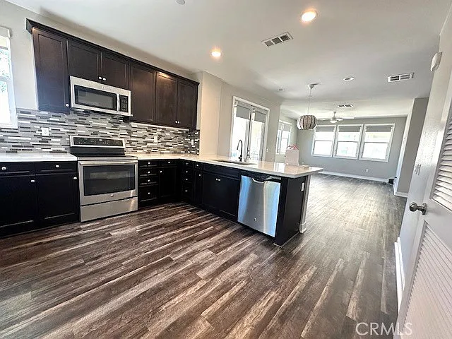 623 W Foothill Blvd #44 — Photo 5