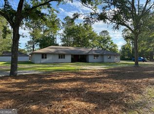 354 Poor Robin Ext, Baxley, GA 31513