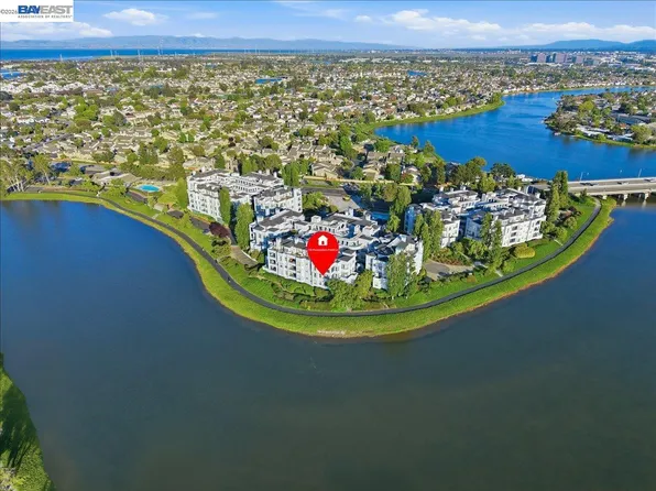 720 Promontory Point Ln APT 2205, Foster City, CA 94404