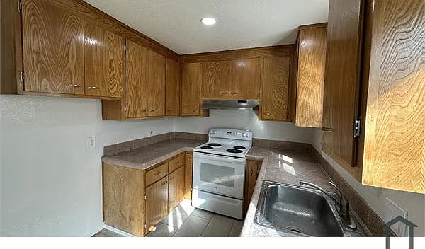 5694 Tucson Dr #1 — Photo 1