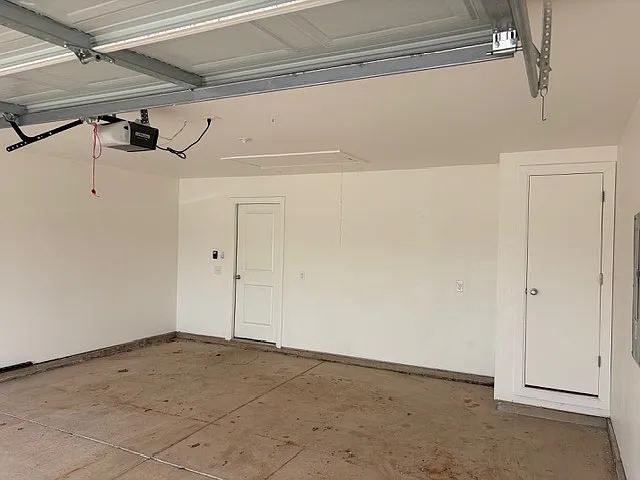 604 Caladium Dr — Photo 34
