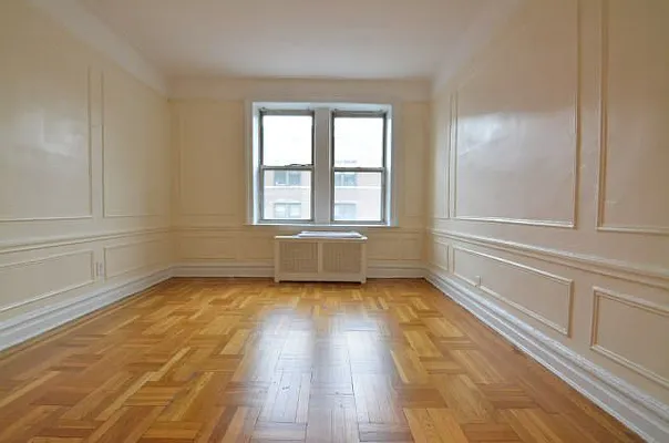 Rented by David Hirsch, LREB | media 14