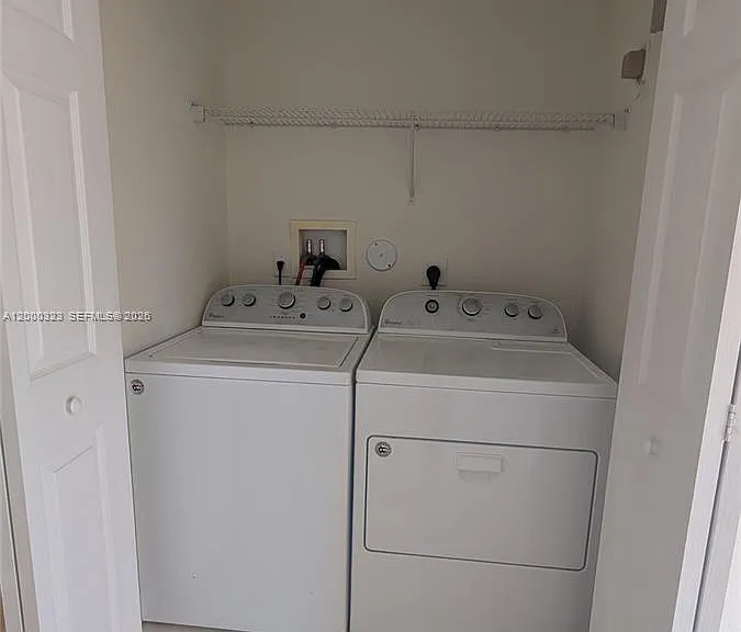 5910 Royal Way #---- — Photo 10