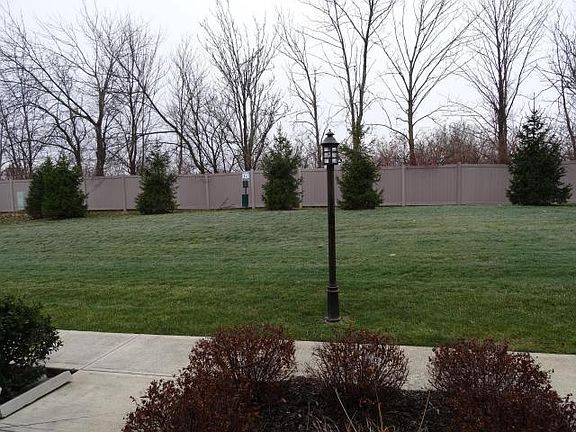 3rd image of 4228 Colister Dr