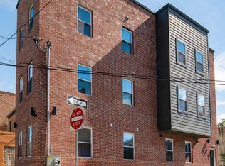 212 Manheim St #3, Philadelphia, PA 19144