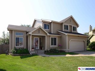 3523 N 152nd Cir, Omaha, NE 68116