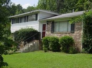 1st image of 636 Village Lane Dr SW