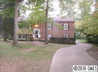 104 Walnut Cv, Mount Holly, NC 28120