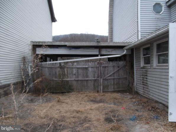 5 E Washington St, Port Carbon, PA 17965