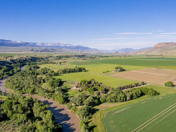 366 Lower Southfork Rd, Cody, WY 82414