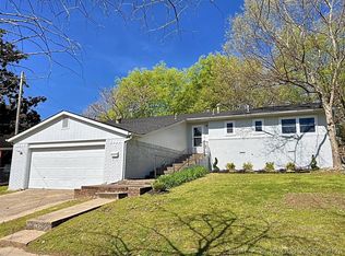 215 N State Ave, Tahlequah, OK 74464